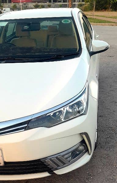 Toyota Corolla GLI VVT. I 1.3 manual18model white islamabadreg forsale 3