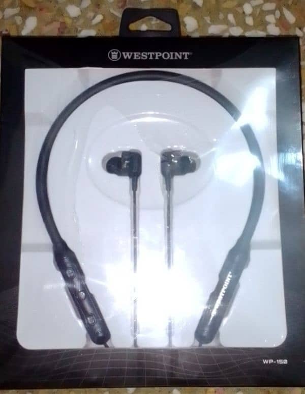 west point wireless earphones 1