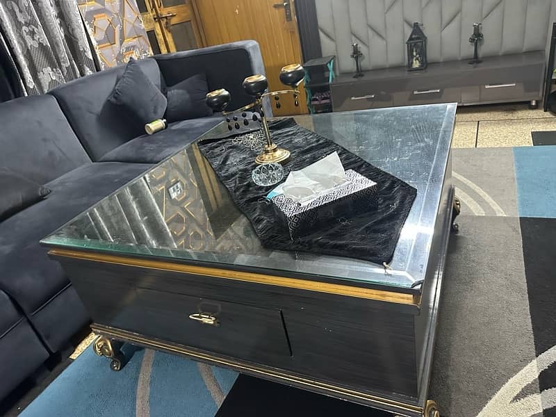 CENTER TABLE FOR SALE 3