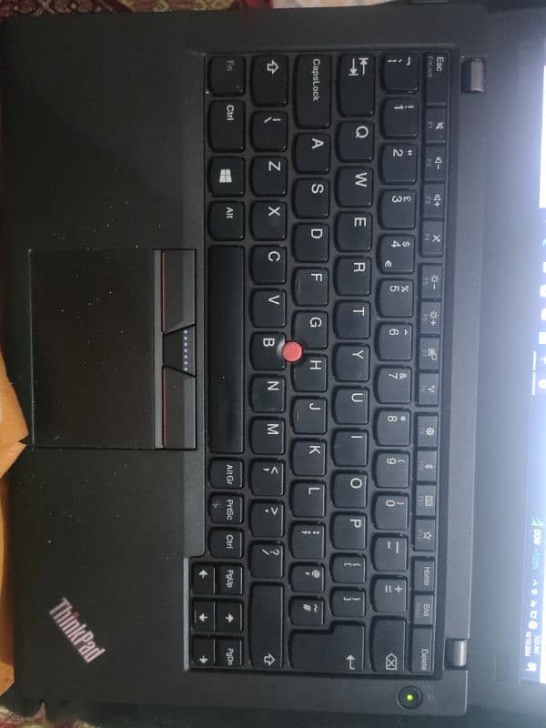 lenevo Thinkpad new condition core 4C+6generation 2