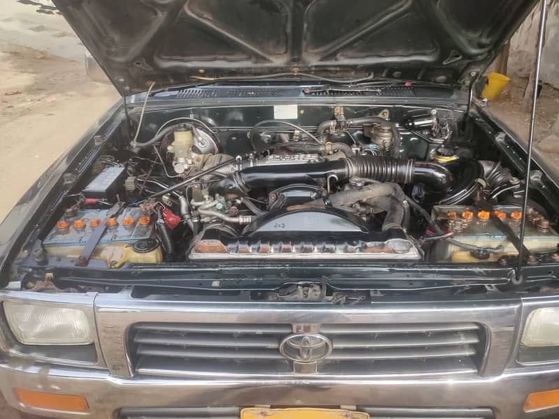 Toyota Hilux 1994 6