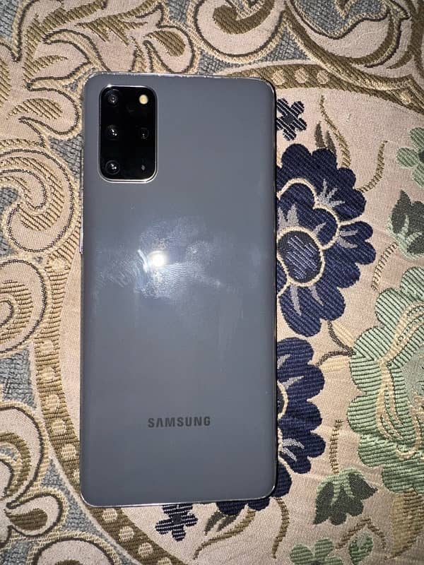 Samsung s20 plus 8Gb/128Gb 2