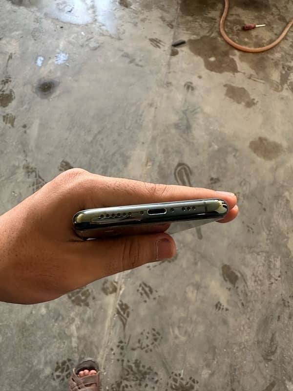 iPhone 11pro Jv 4