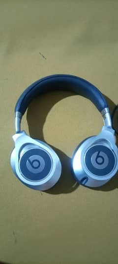 original beats headphones Executive active noise cancelling Wired