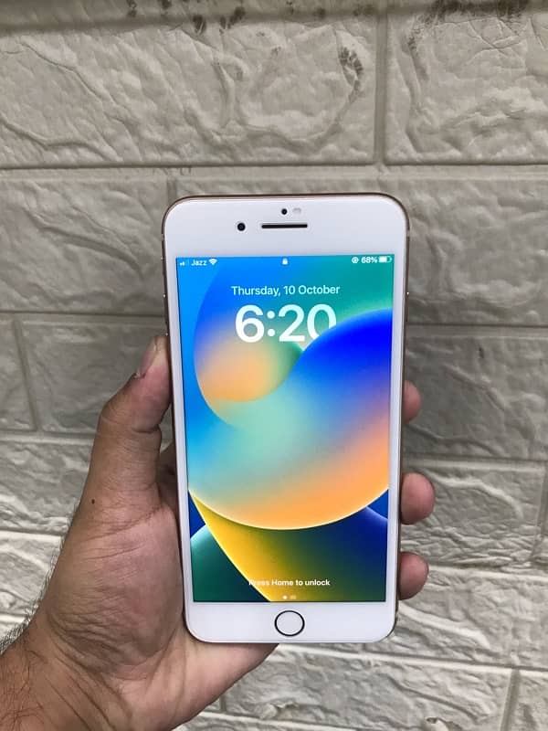 iPhone 8 Plus 64 gb 2