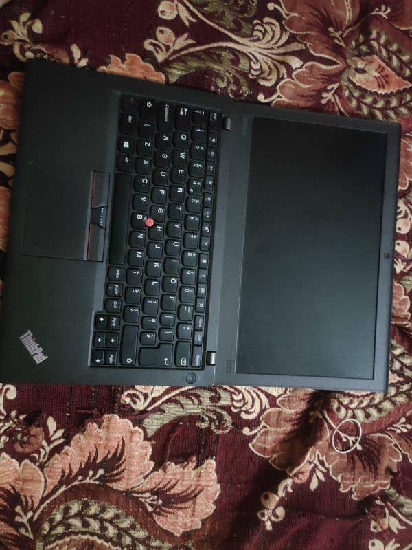 lenevo Thinkpad new condition core 4C+6generation 3