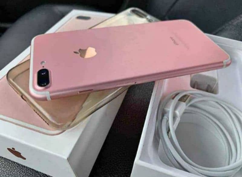 Apple iPhone 7 plus 128 GB PTA approved 0340,0095664 my WhatsApp 1