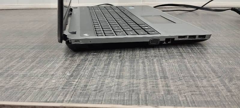 beautiful HP pro book laptop 5