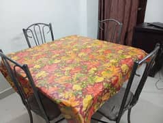 4 chairs dining table 0