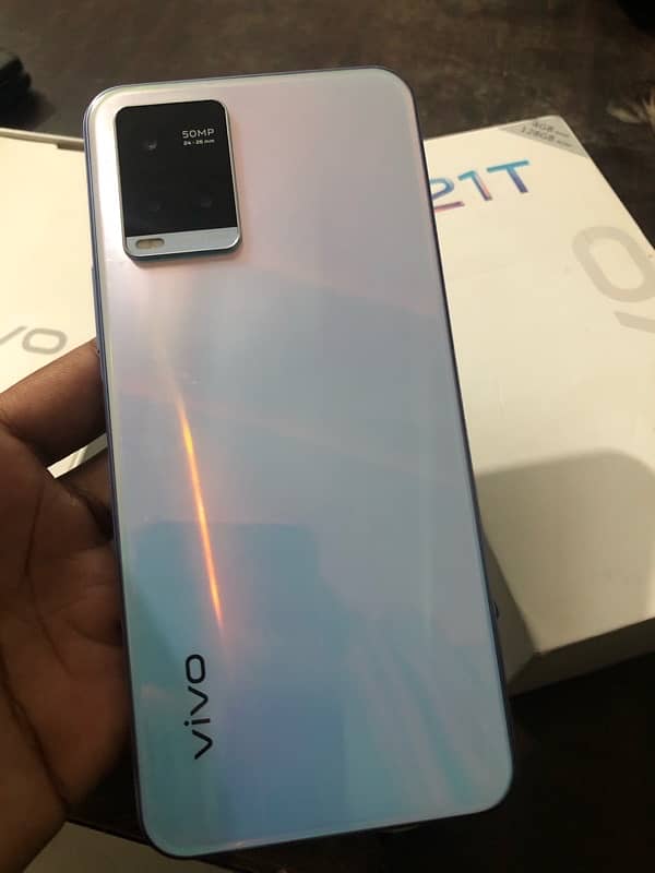 Vivo Y21T for urgent sale with box pack 03216171455 Whastapp 2