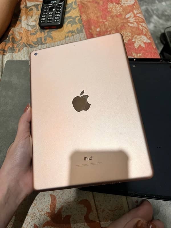 ipad for sale with box 3