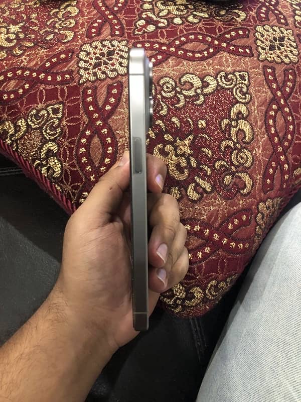 iPhone 15 pro max 256GB non pta 4