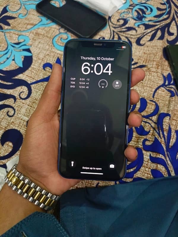 IPhone 12 | Non-PTA | Single Hand Used 4