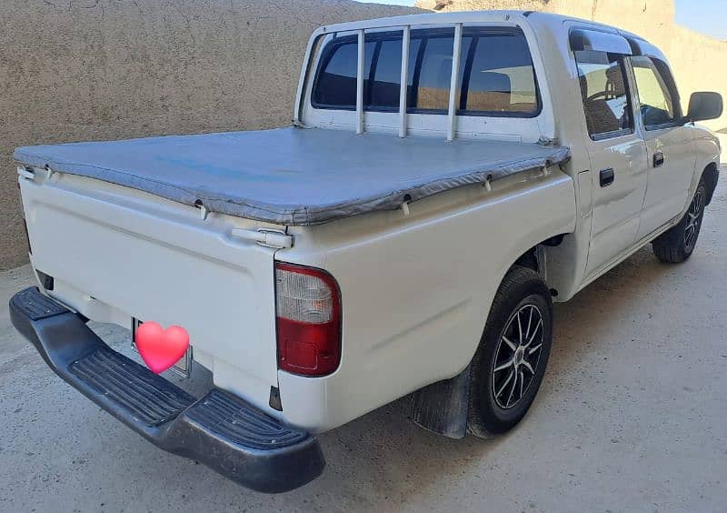 Toyota Pickup 2001 3