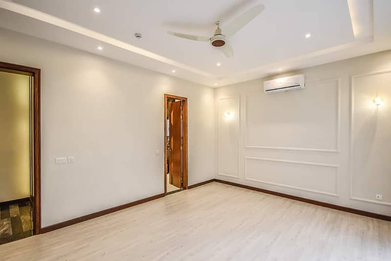 1 KANAL MODERN DESIGNE TOP LOCATION FOR RENT BUNGLOW DHA LAHORE 6 1