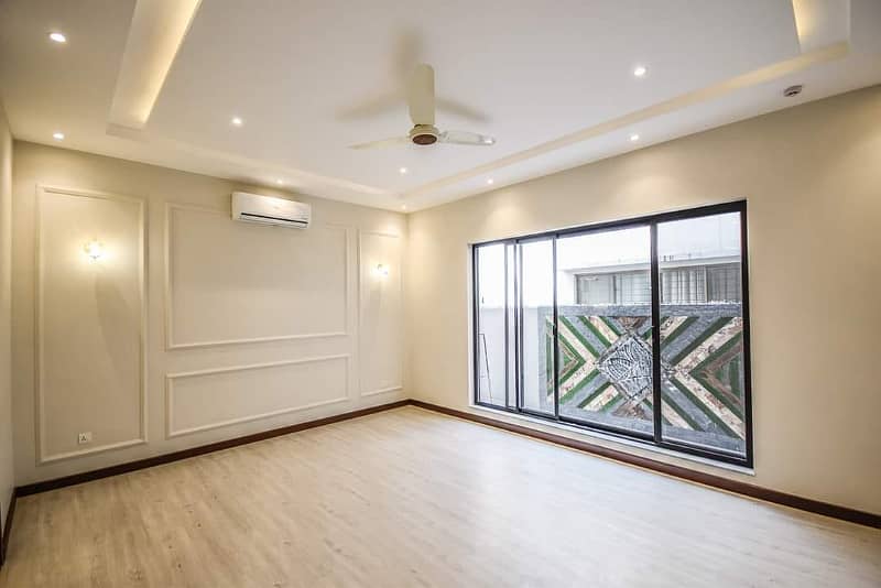 1 KANAL MODERN DESIGNE TOP LOCATION FOR RENT BUNGLOW DHA LAHORE 6 8