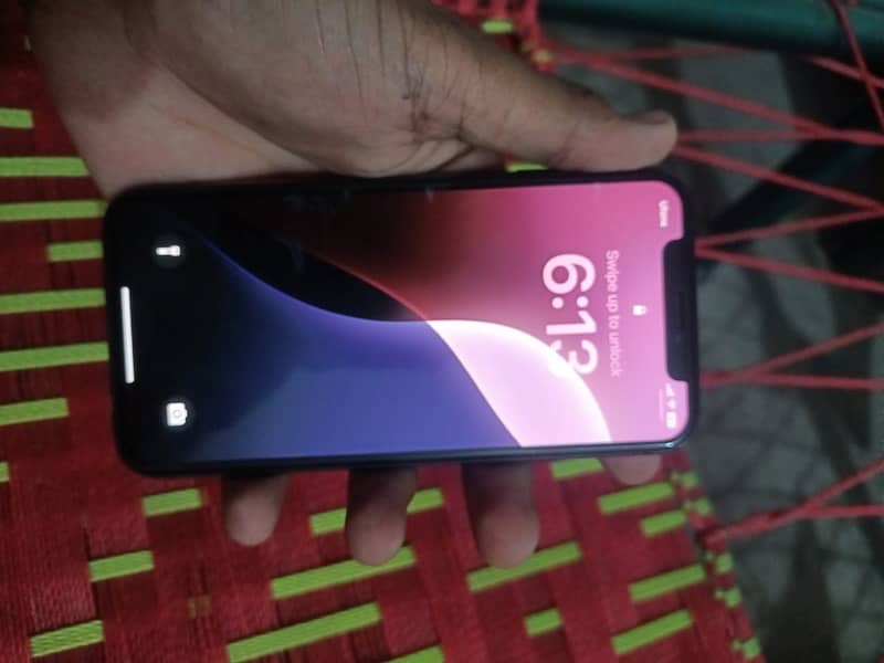 iPhone 11pro 64gb bettary 71 face unlock iTune on 1