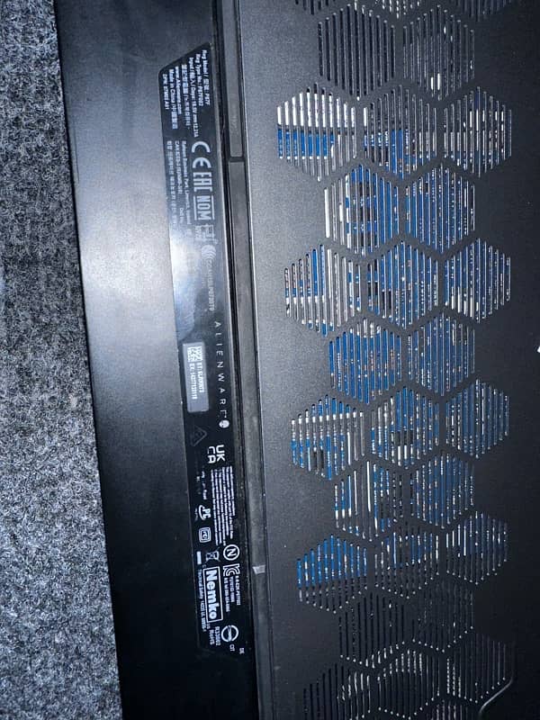 Alienware Core i7, Dead for sale or required a board 3