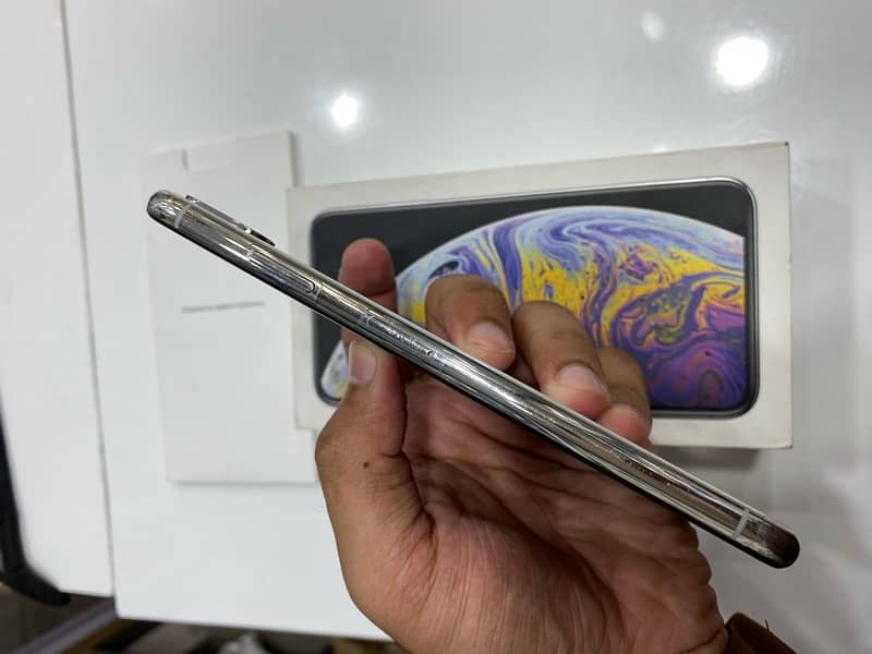 Apple iPhone Xs Max - 64 gb - With original Box 8