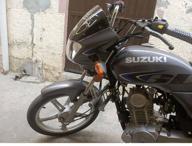 Suzuki GD110s antique piece / Contact: 0333-5002737 4