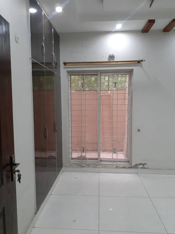 10 MARLA FIRST FLOOR AVAILABLE FOR RENT IN GULSHAN E LAHORE 1