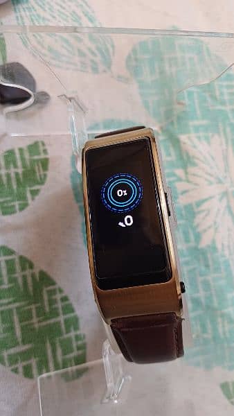 HUAWEI TalkBand B5 3