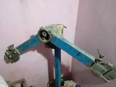 clothes cutting machine