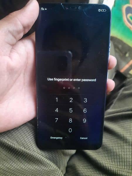 vivo y85 with box 4/64 panel ka break h work ok karta h 03180257510 1