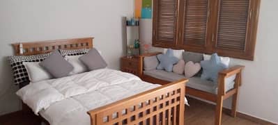 Pure Red Oak Bed Set 0