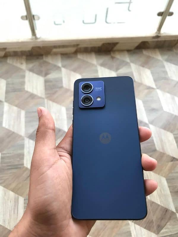 Motorola Moto G 84 5G 12/256 1