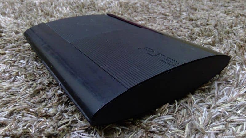 Ps3 Super Slim Jailbreak perfect condition 7