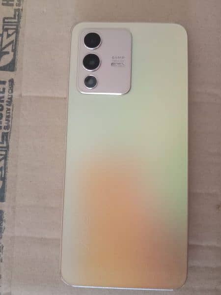 ViVo V23 5G 1