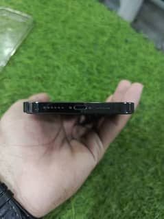 Aoa,i am selling my iPhone 12 pro max jv