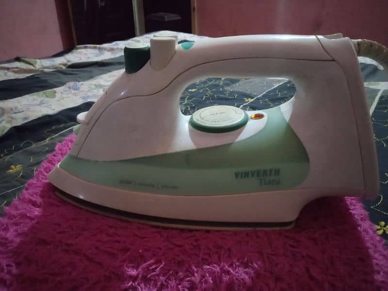 Steam iron for sale Dubai products 1