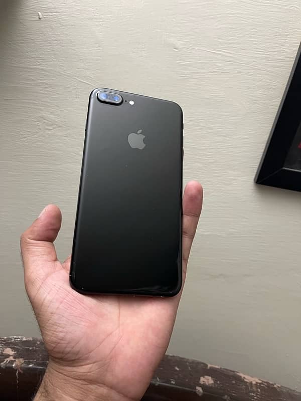 Iphone 7 plus jet black 2