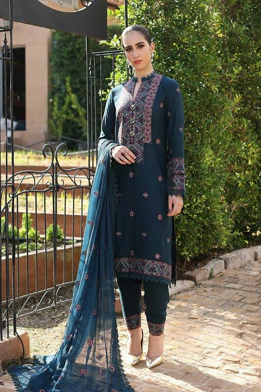 ladies dress/3 pc suit/casual/formal/stylish board/khaddar/dhanak 15