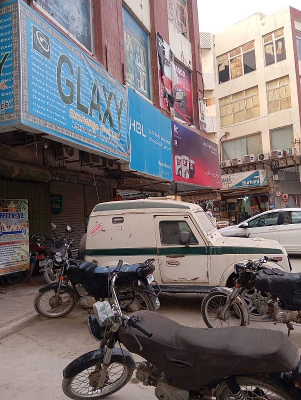 Main Road Facing Shop In Block E 2