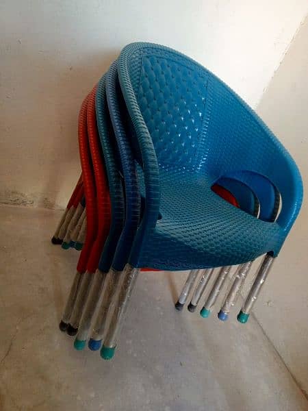 child chairs' stools 0