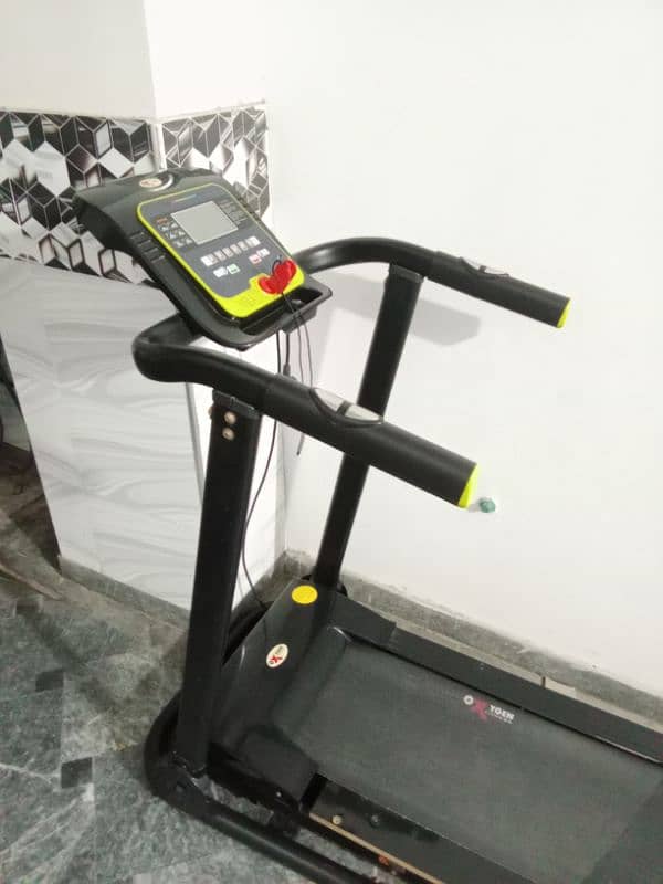 Exercise Treadmill Machine 10