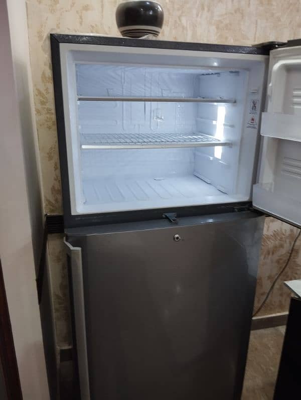 Kenwood Refrigerator 14.1 CB ft For Sale 1