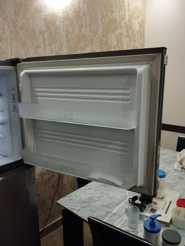 Kenwood Refrigerator 14.1 CB ft For Sale 2