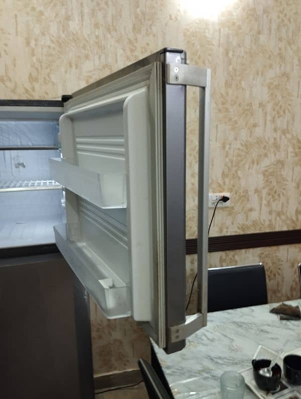 Kenwood Refrigerator 14.1 CB ft For Sale 3