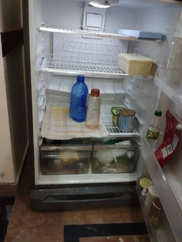 Kenwood Refrigerator 14.1 CB ft For Sale 7