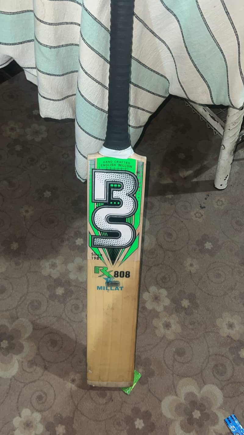 Cricket hardball lightweight knocked brand new B. S. bat (with bag) 1