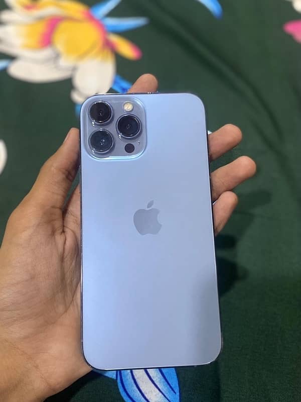 Iphone 13 pro max Sierra Blue 0