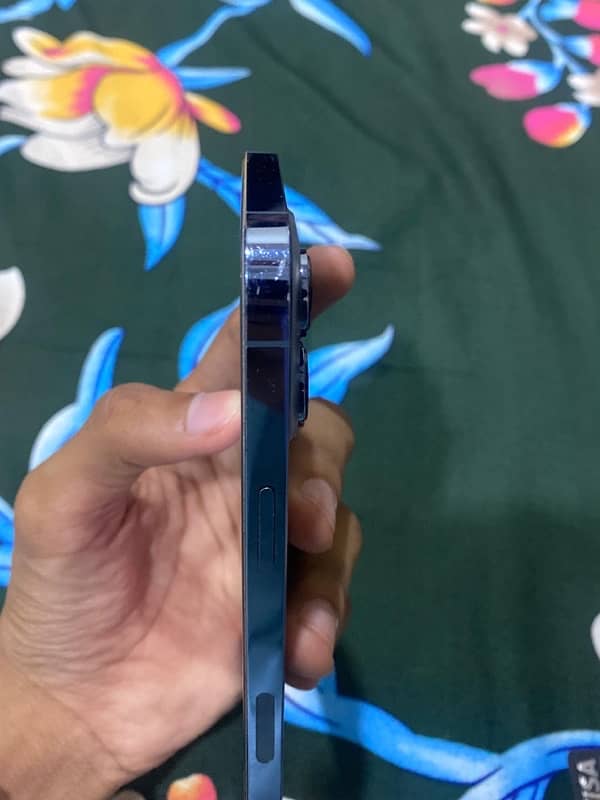 Iphone 13 pro max Sierra Blue 1