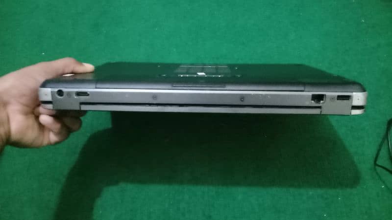 Dell Latitude E-6440 4th generation in Good condition 2