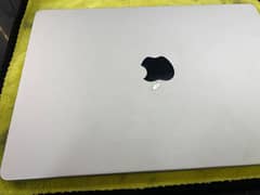 Macbook 2021 14 inch Battery cycle 55