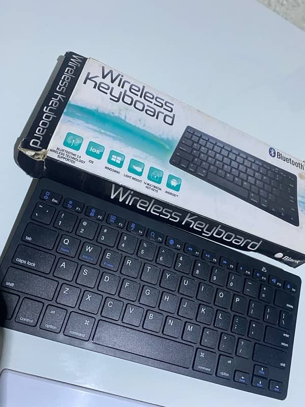 wirless keyboard for ios and android new box pack 2