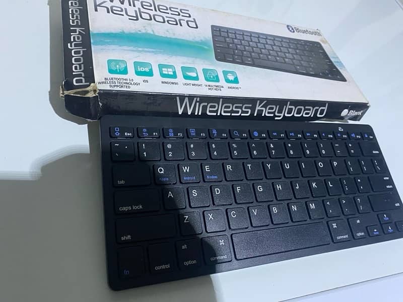 wirless keyboard for ios and android new box pack 3